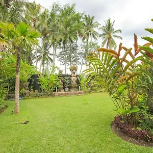 villa-aashaya-ubud.ubudhotelsnow.com/