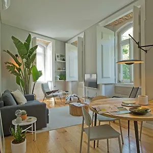 alfama-baixa-chiado-a-c-2-bedrooms-2-bathrooms.hotels-lisbon-portugal.com/
